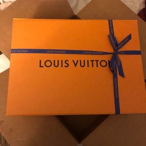 Louis Vuitton Bumbag! Just sharing...